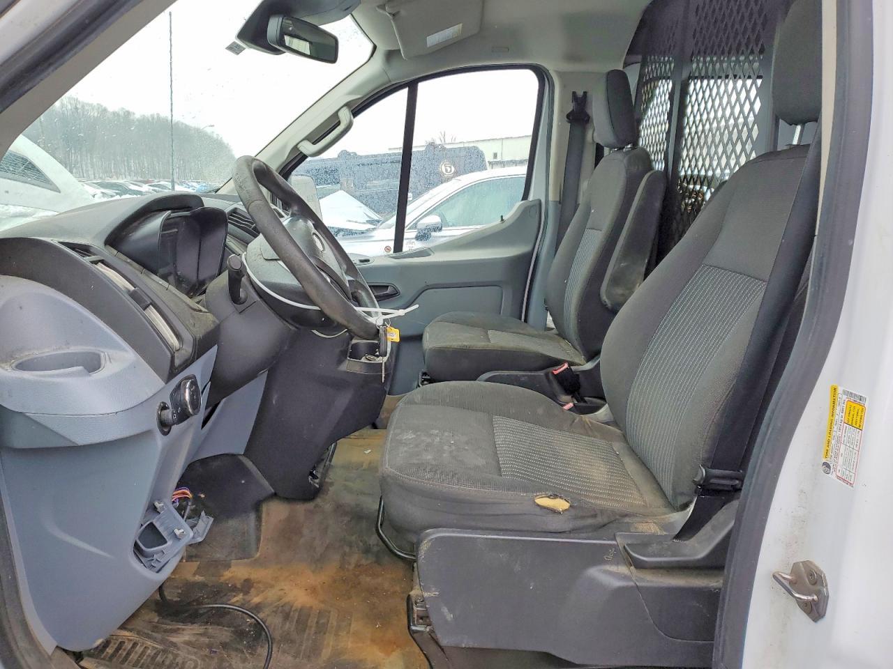 2019 Ford Transit 250 Delivery Van - Image 7