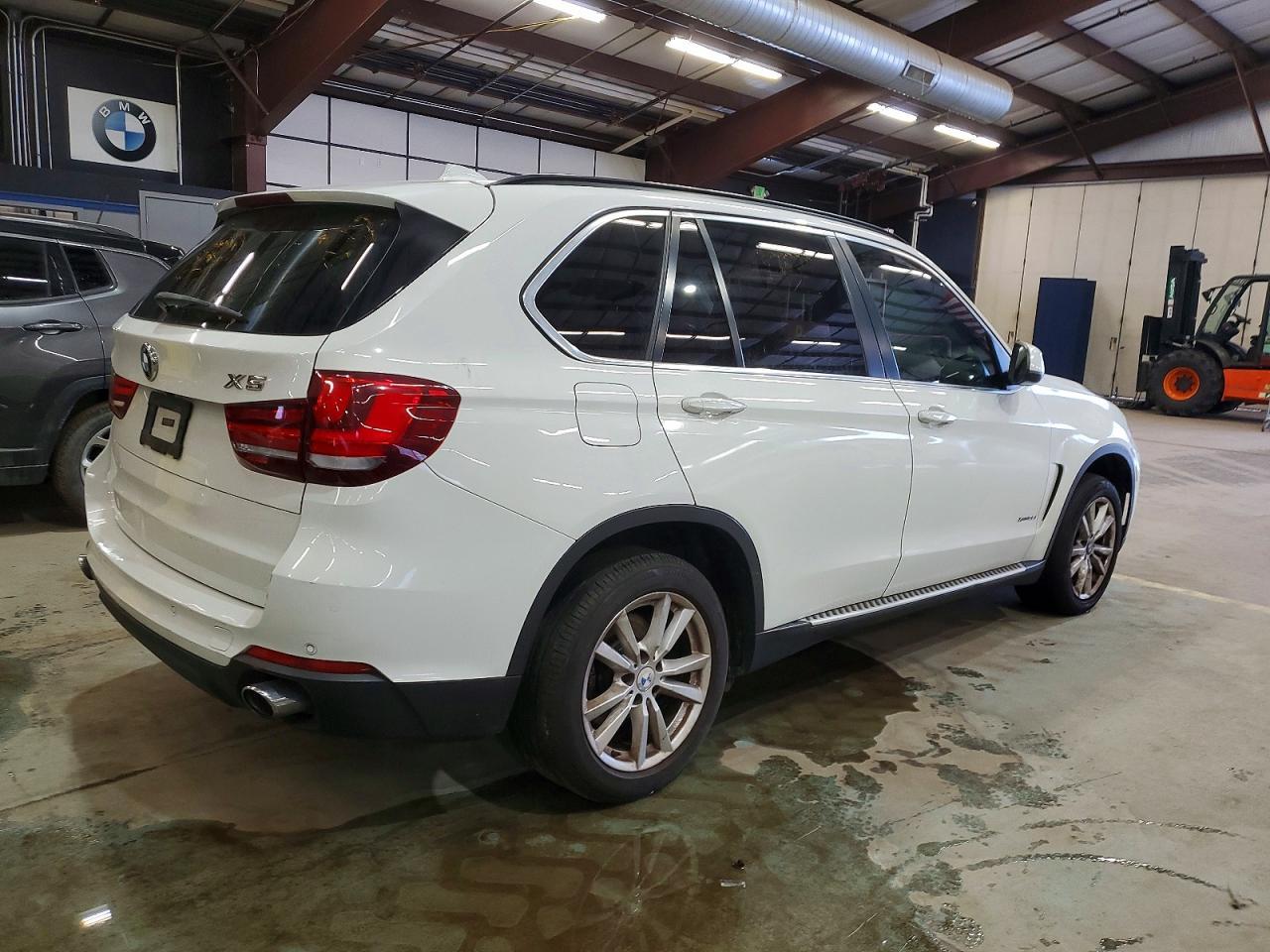 2015 BMW X5 xDrive35I - Image 3