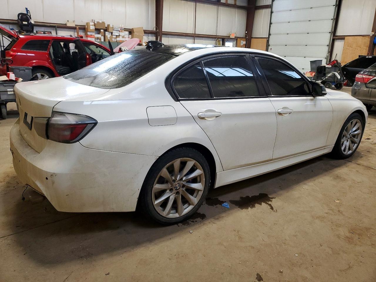2013 BMW 335I xDrive 4Dr Awd - Фото 3
