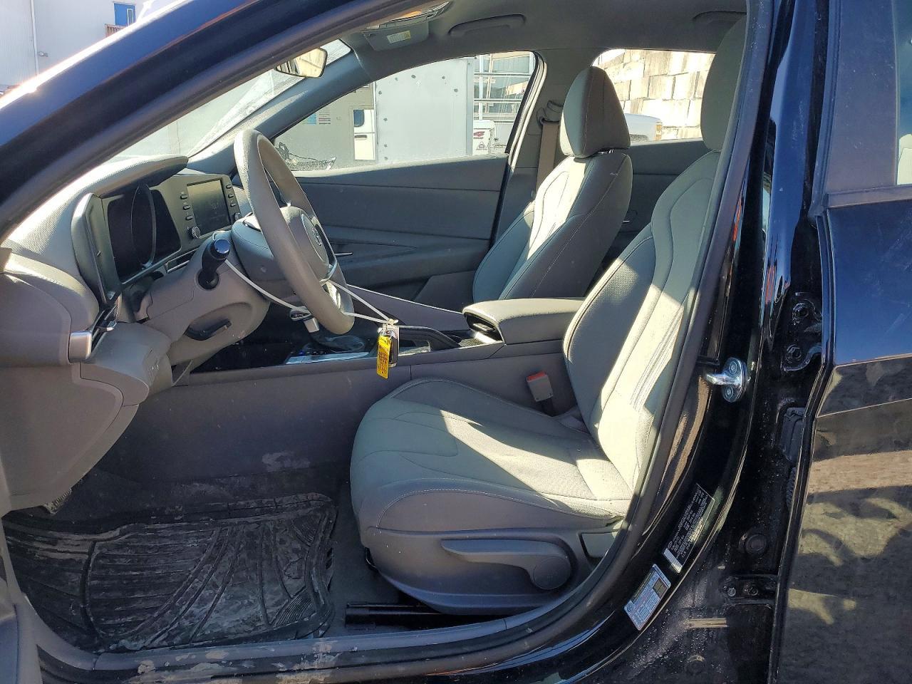 2023 Hyundai Elantra Sel - Фото 7