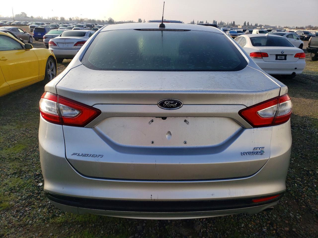 2013 Ford Fusion Se Hybrid - Image 6