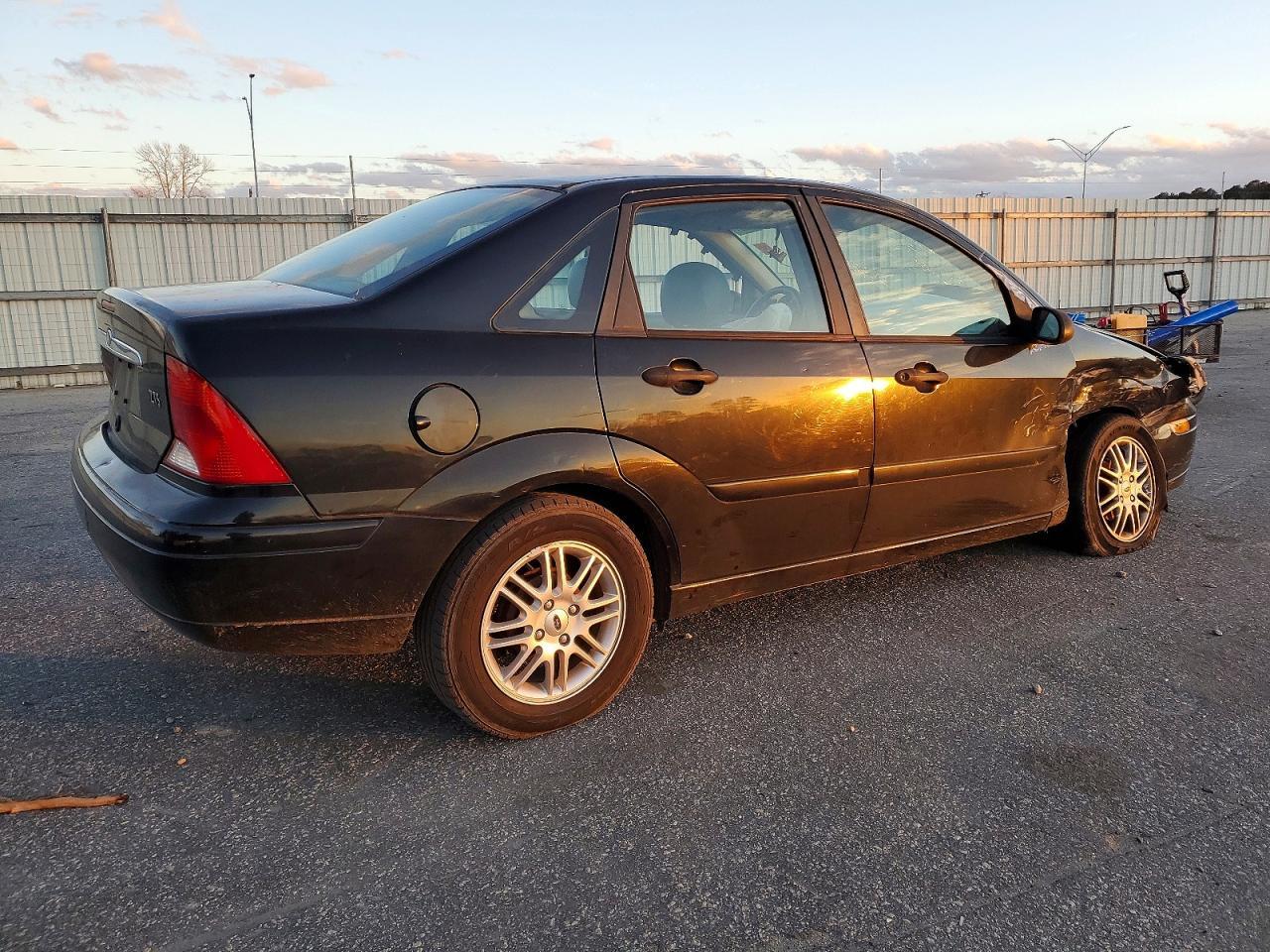 2000 Ford Focus Zts - Фото 3