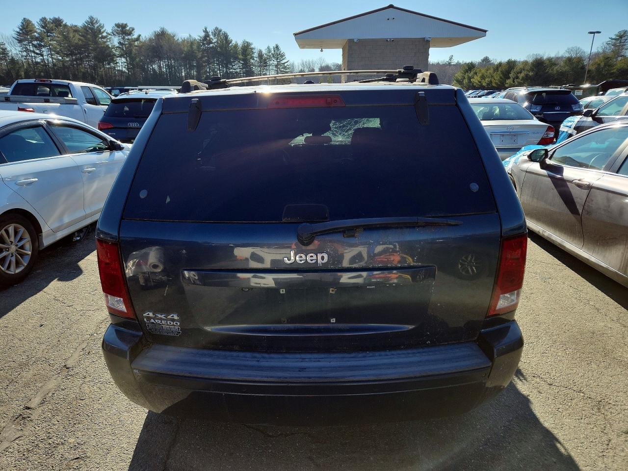 2007 Jeep Grand Cherokee Laredo - Image 6