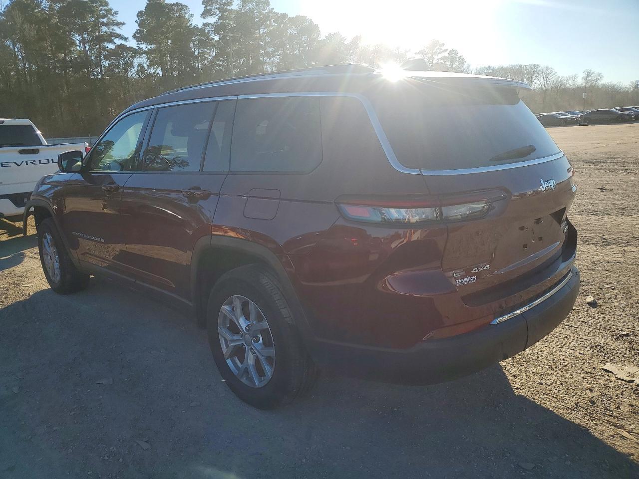 2023 Jeep Grand Cherokee L Limited - Image 2