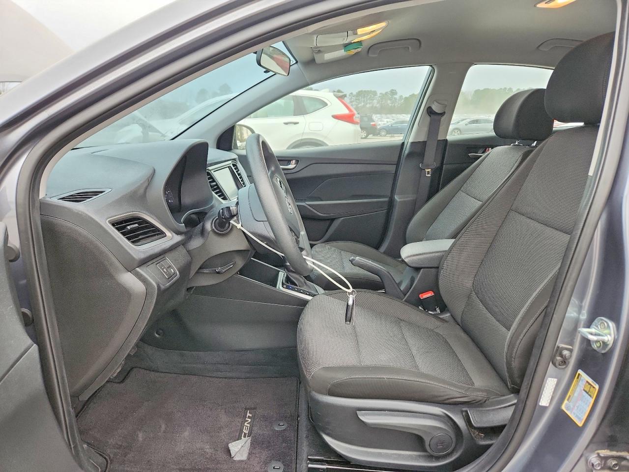 2021 Hyundai Accent Se - Image 7