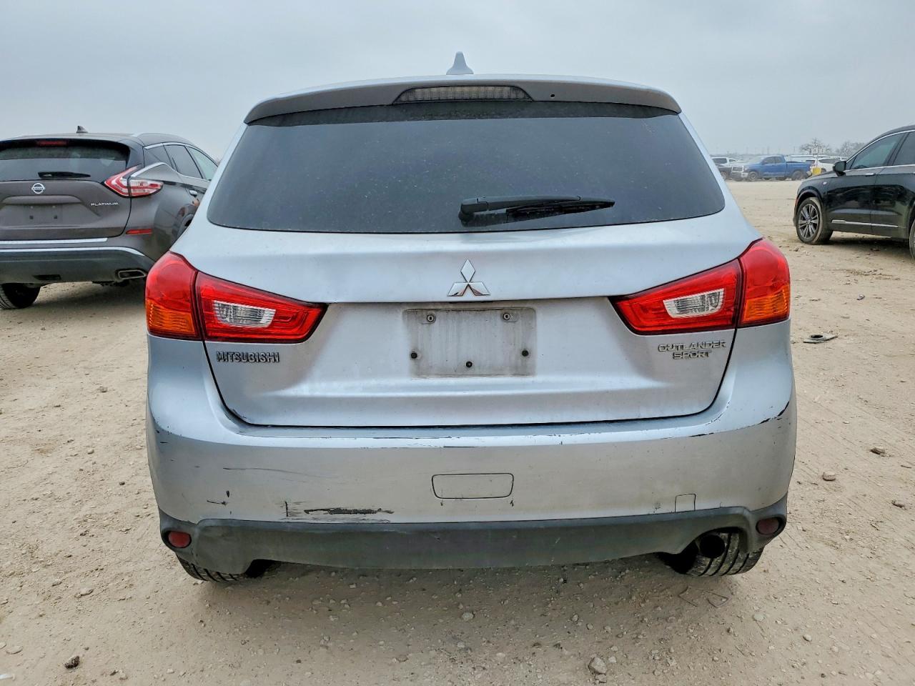 2017 Mitsubishi Outlander Sport Es - Фото 6