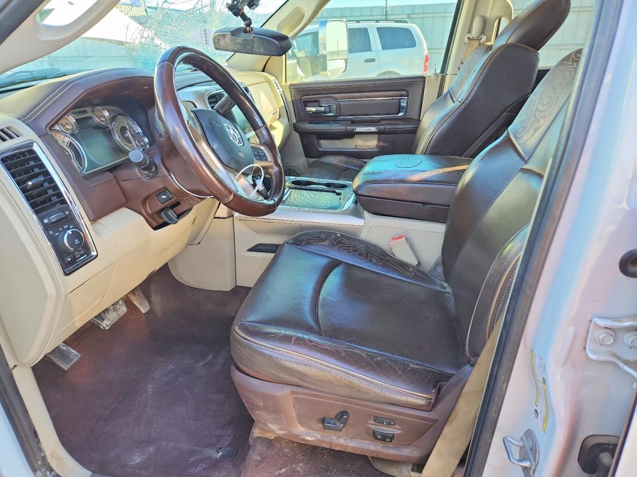 2018 Ram 3500 Longhorn - Image 7