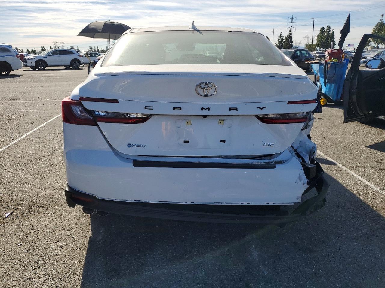 2025 Toyota Camry Xse - Image 6