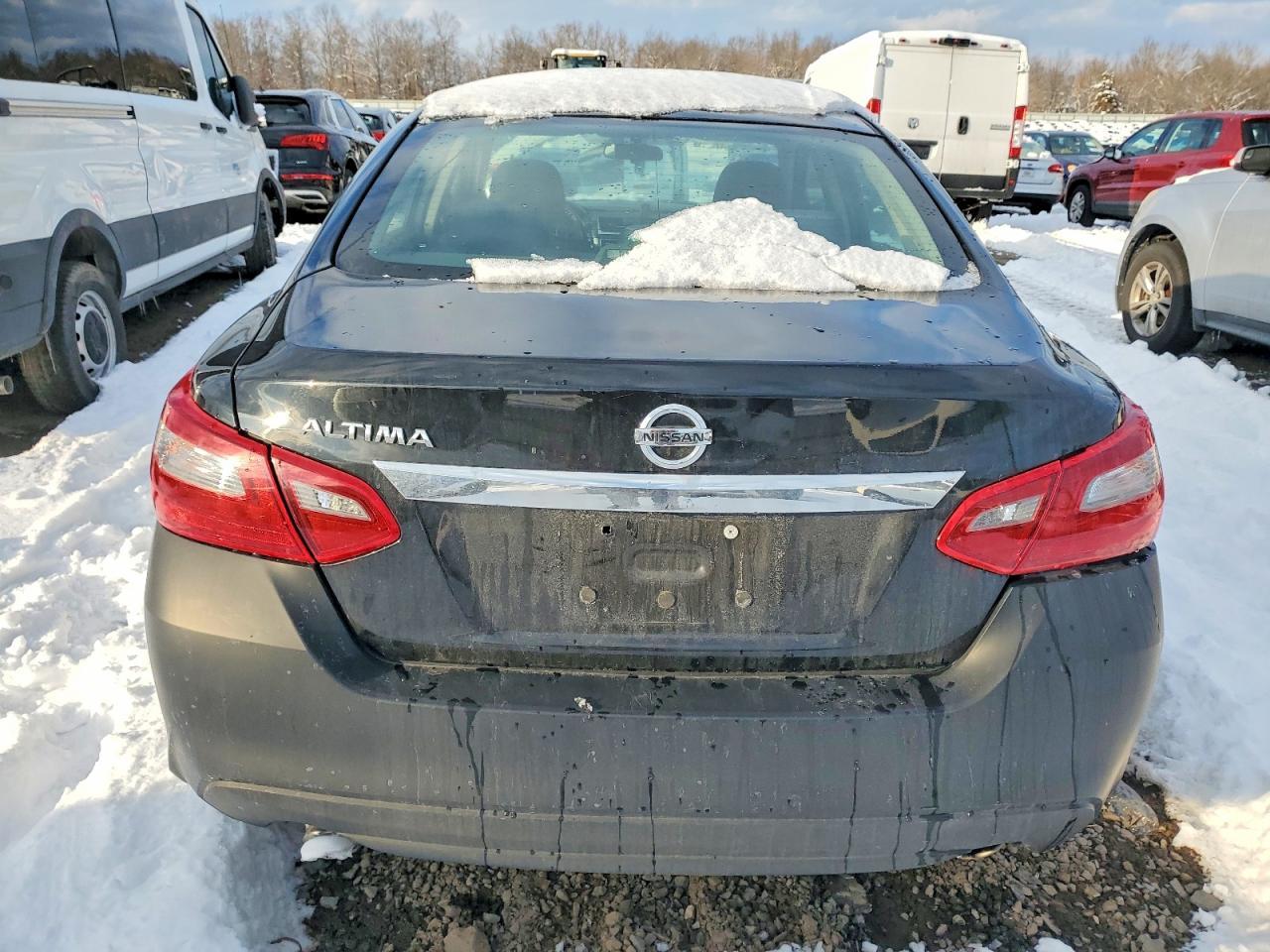 2018 Nissan Altima 2.5 - Image 6