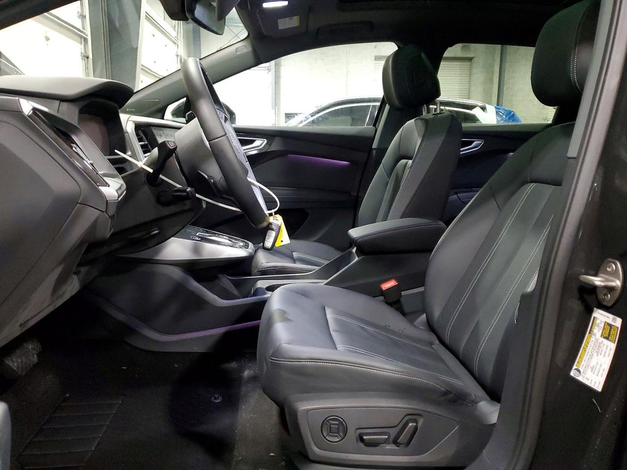 2025 Audi Q4 E-Tron Premium Plus - Фото 7