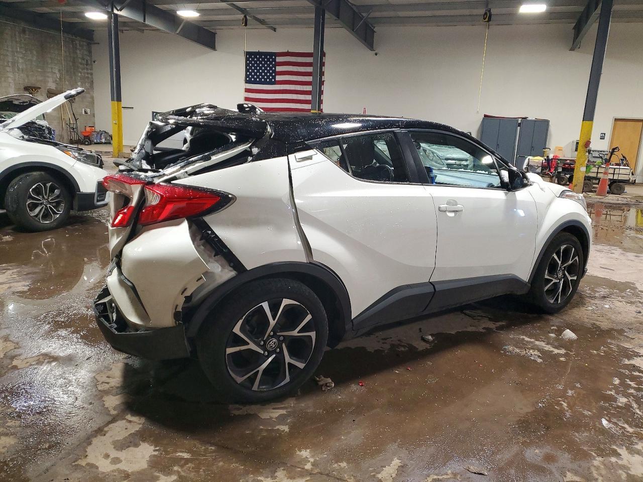 2020 Toyota C-Hr Xle - Фото 5