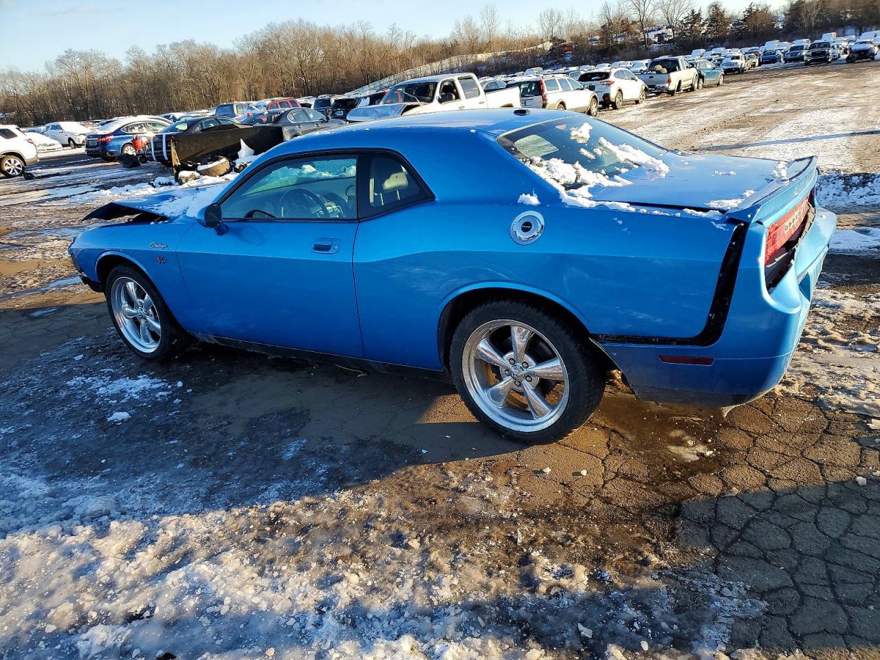 2009 Dodge Challenger R/T - Image 2