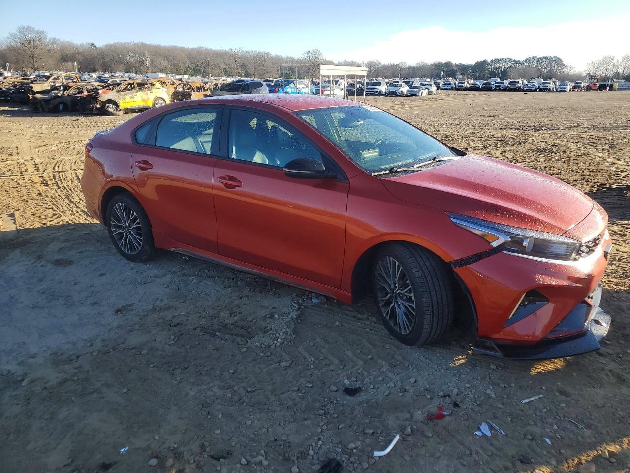 2023 Kia Forte Gt Line - Image 4