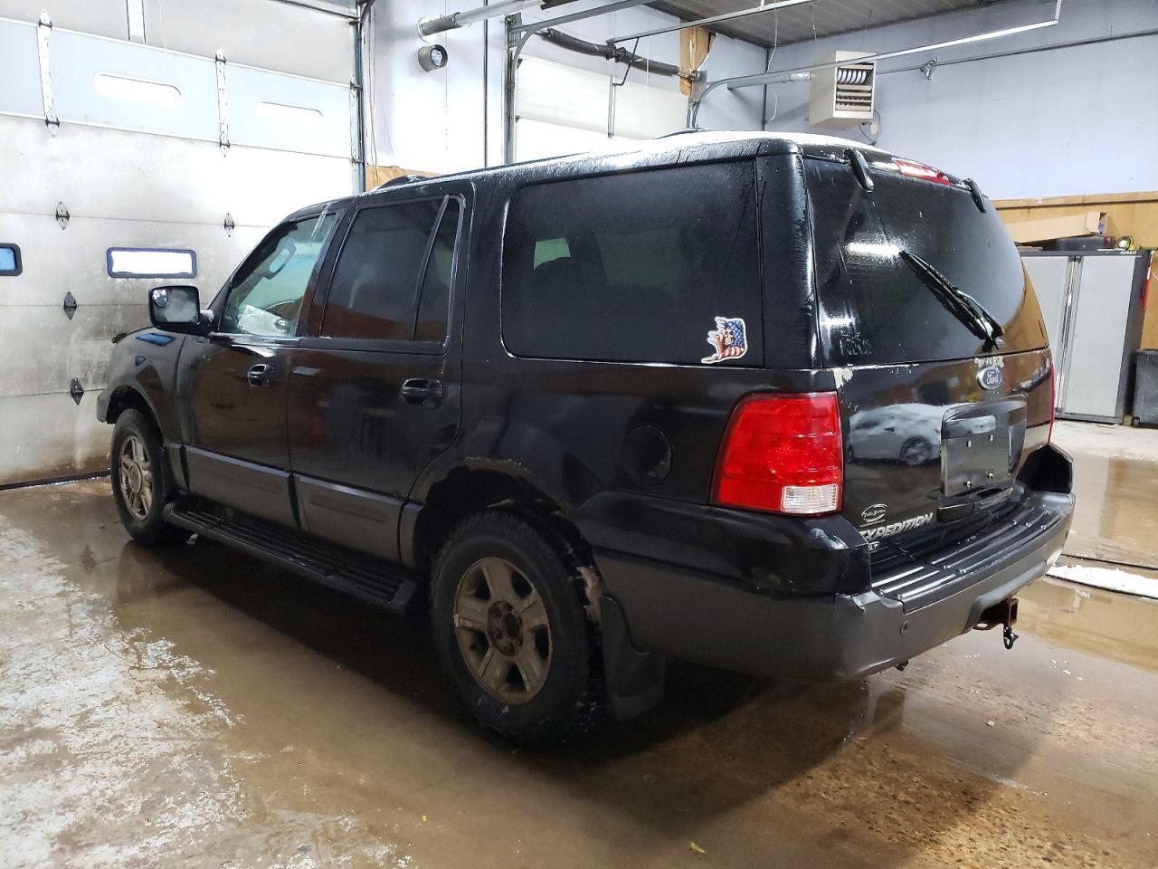 2003 Ford Expedition Xlt - Image 2
