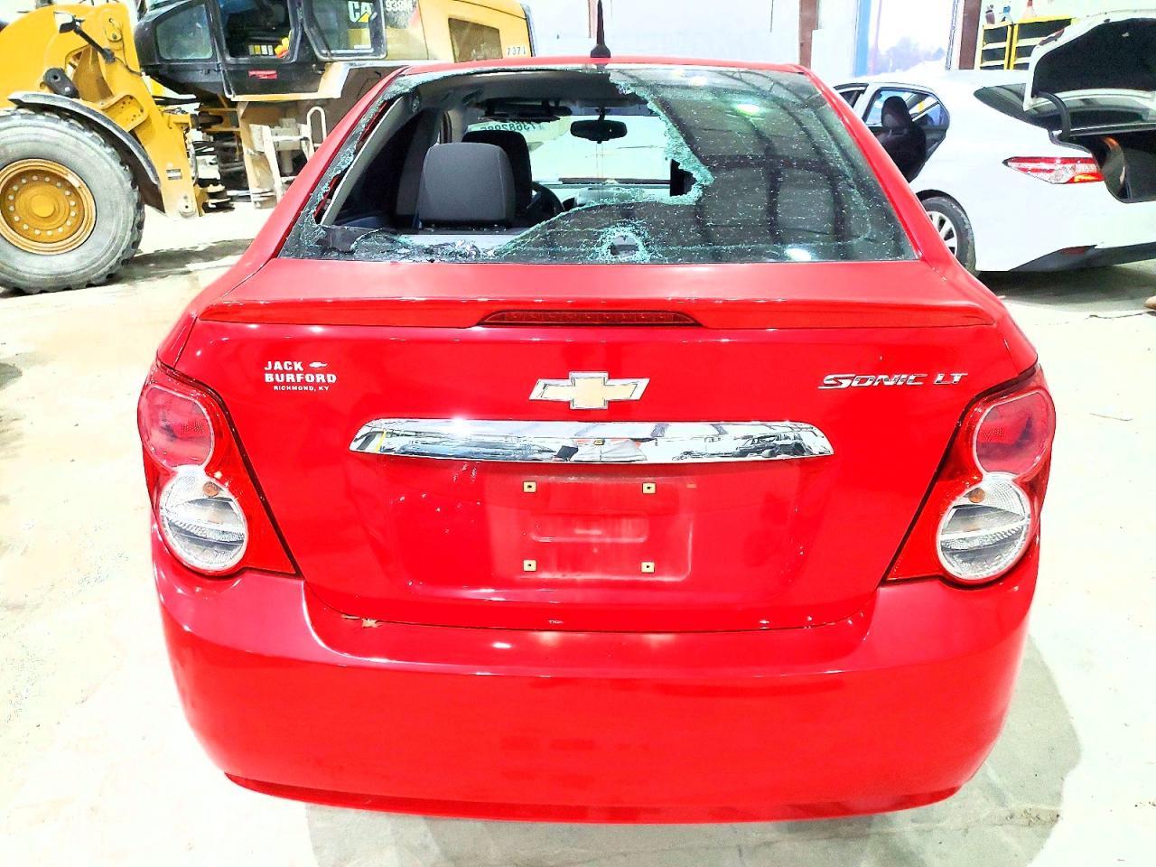 2014 Chevrolet Sonic Lt - Фото 6