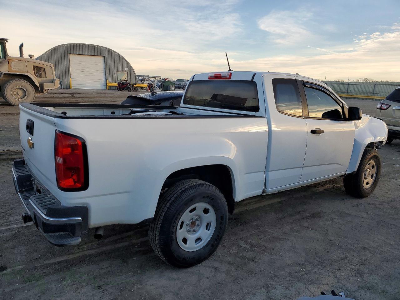2020 Chevrolet Colorado - Image 3