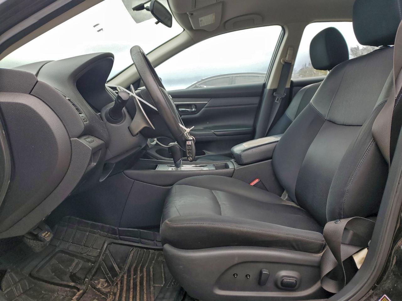 2016 Nissan Altima 2.5 - Фото 7