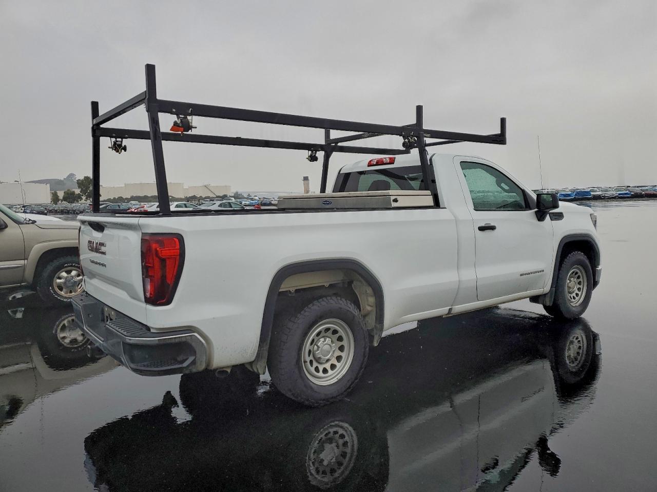 2022 GMC Sierra C1500 - Фото 3