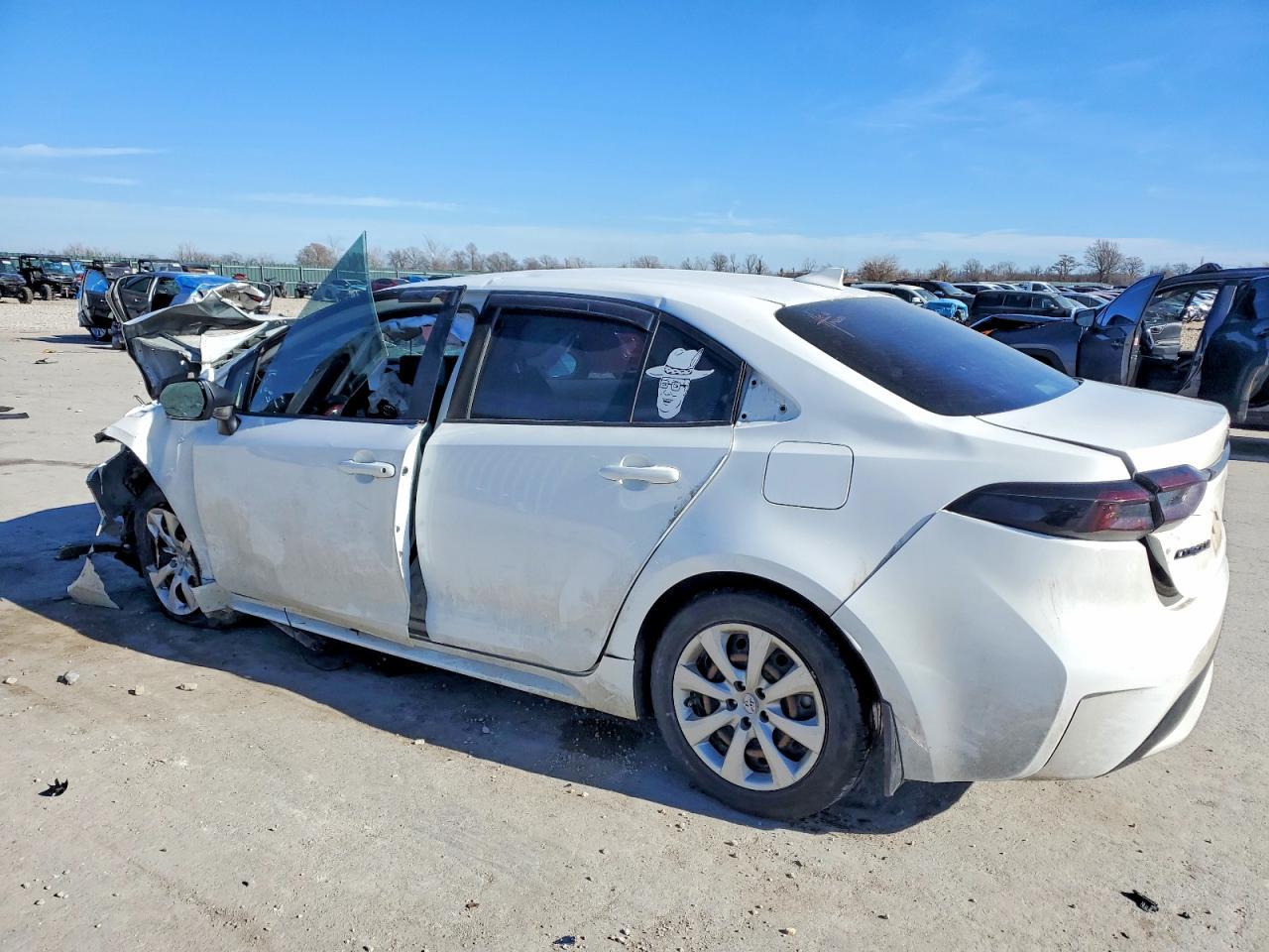 2022 Toyota Corolla Le - Image 2