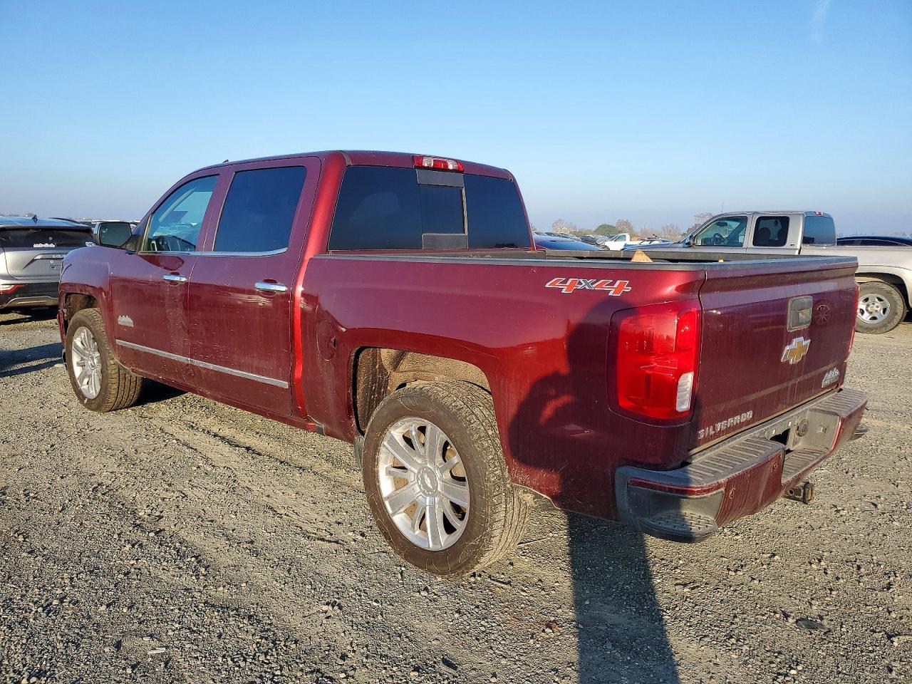 2016 Chevrolet Silverado K1500 High Country - Фото 2
