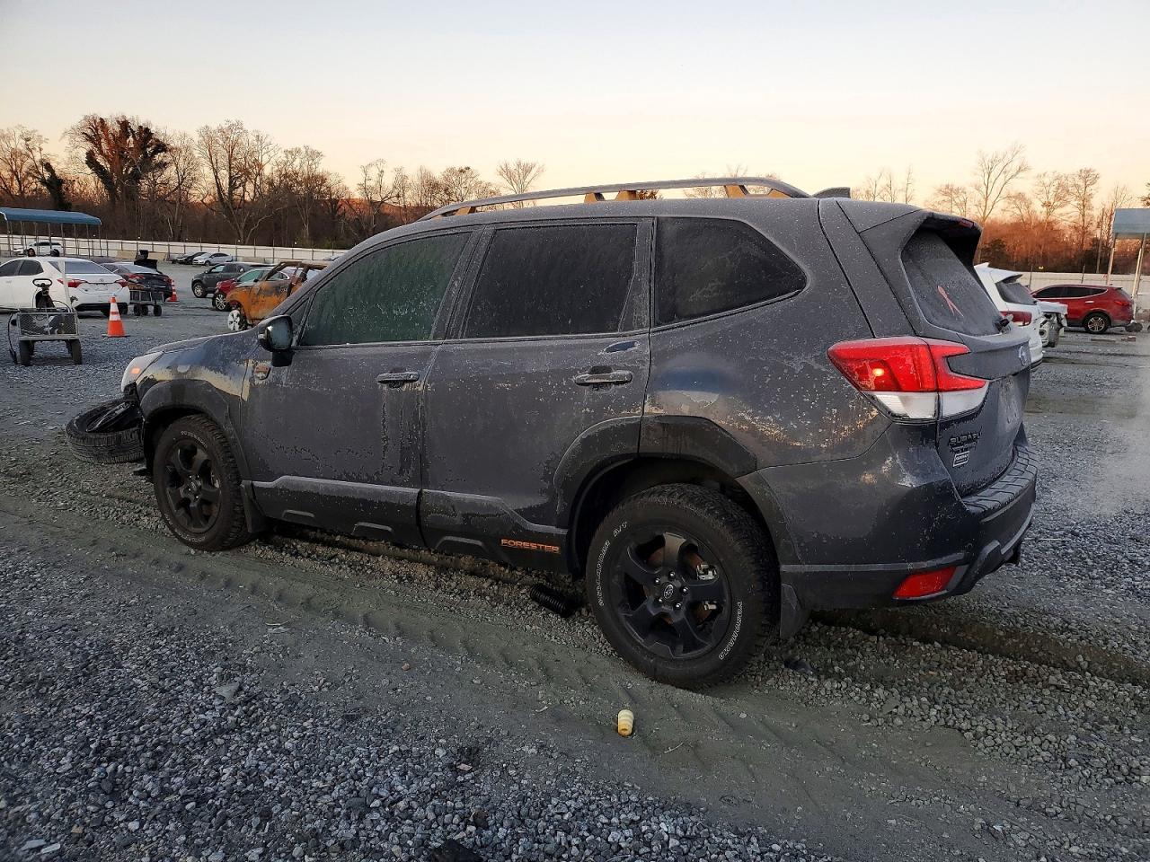 2025 Subaru Forester - Фото 2