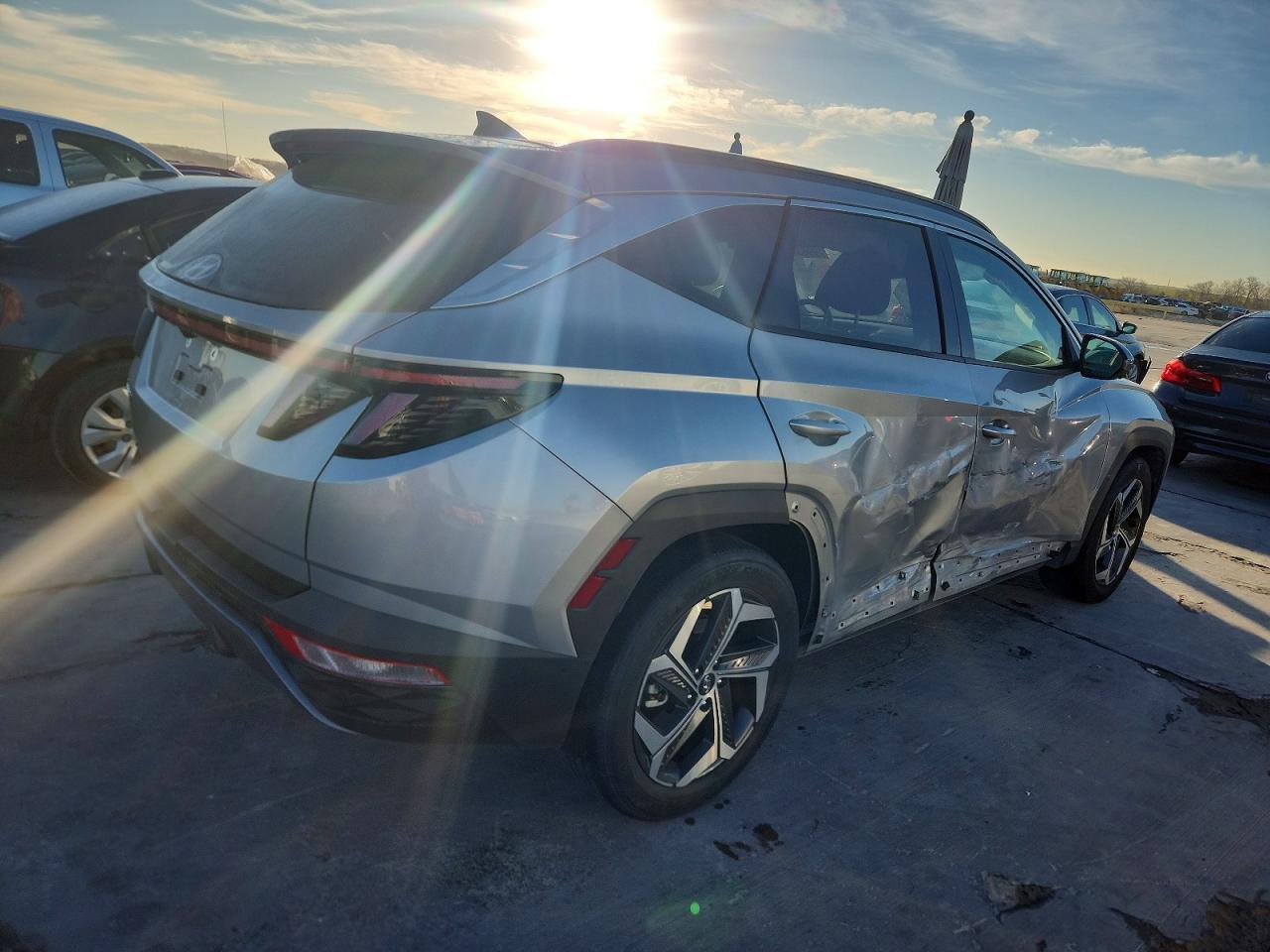 2022 Hyundai Tucson Limited - Фото 3