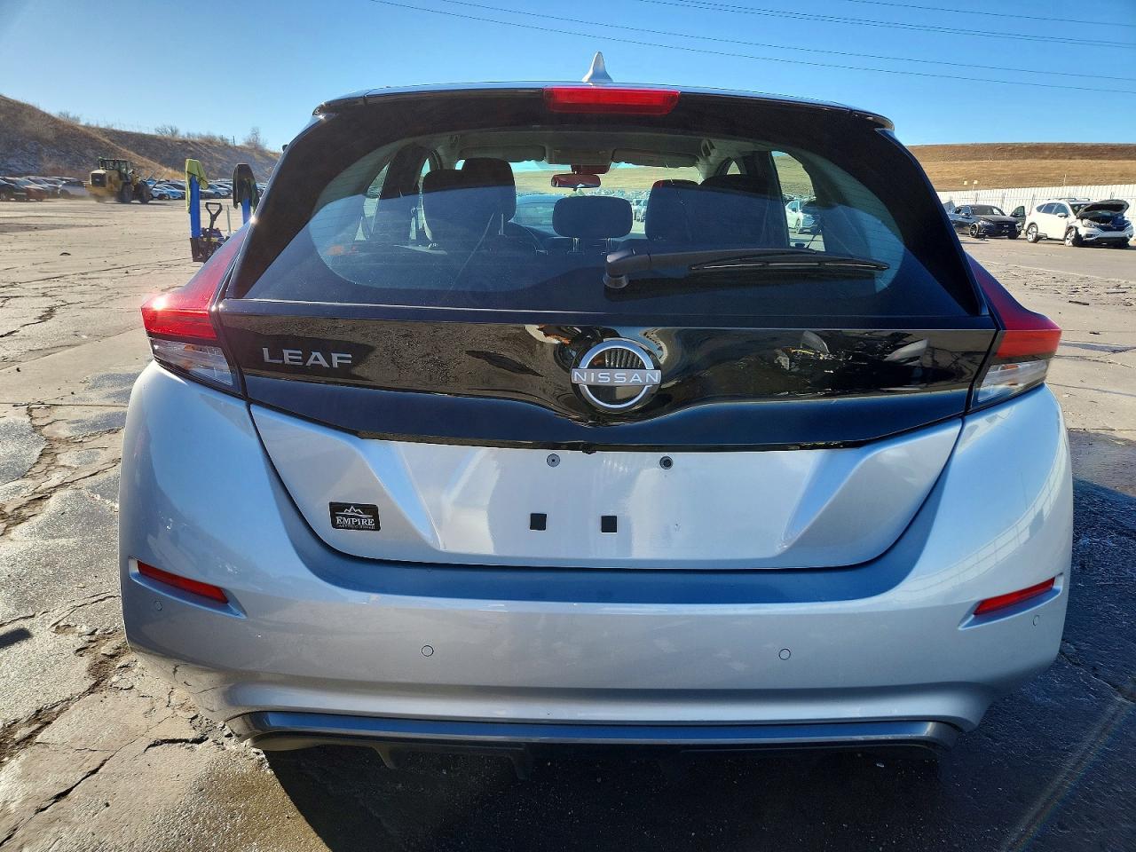 2025 Nissan Leaf S - Фото 6