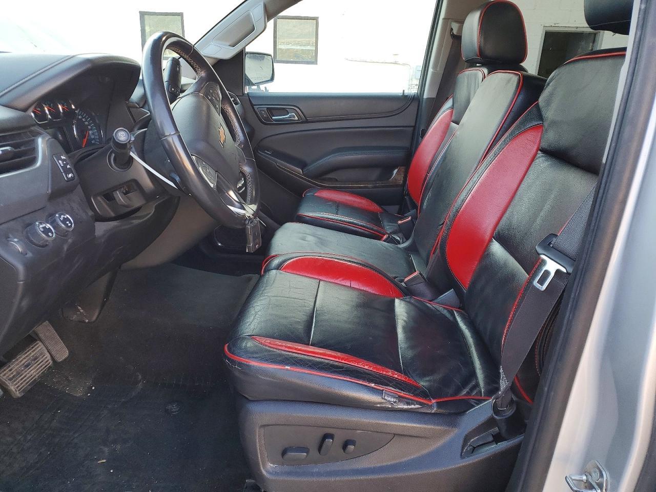 2017 Chevrolet Suburban K1500 Ls - Фото 7
