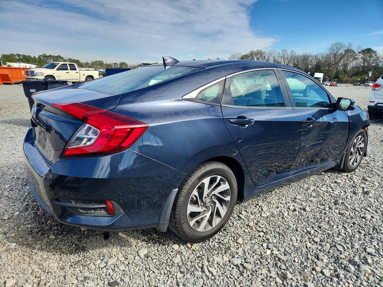 2017 Honda Civic Ex - Фото 3