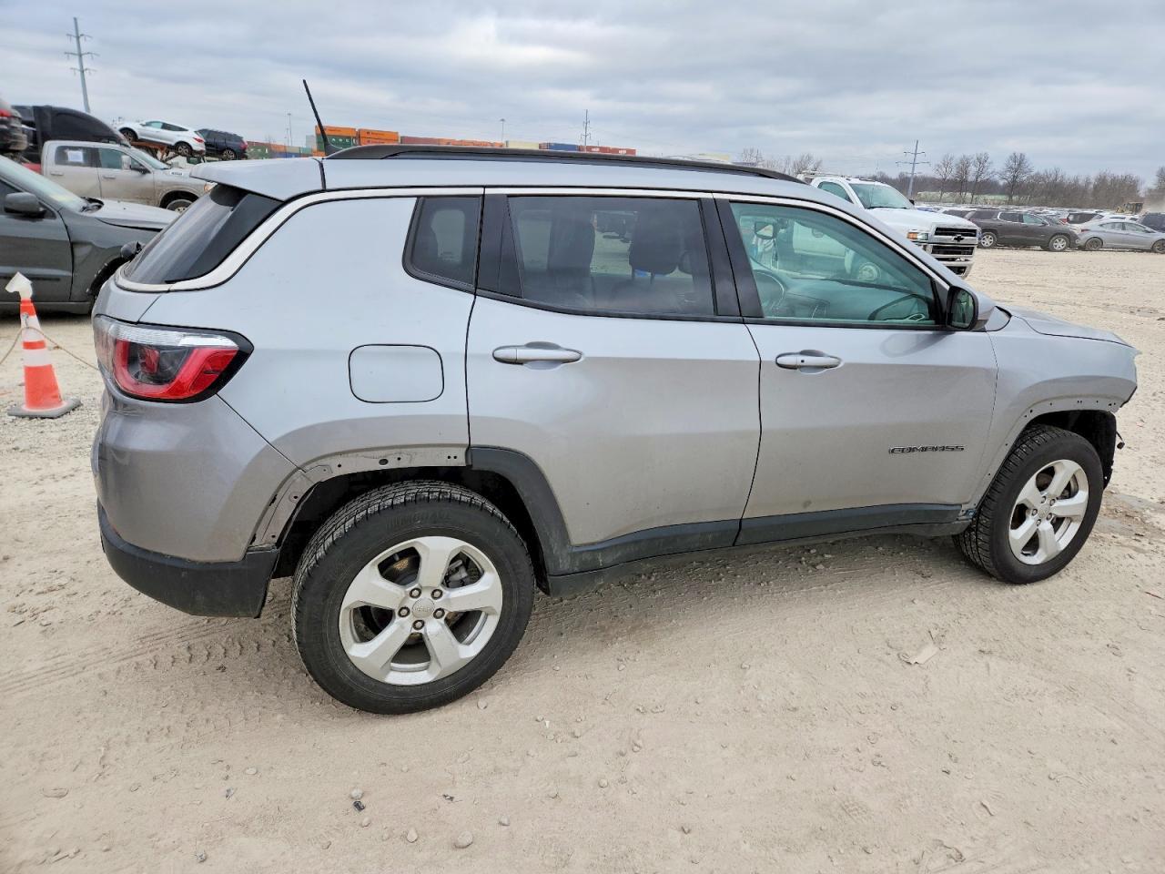 2018 Jeep Compass Latitude - Фото 3