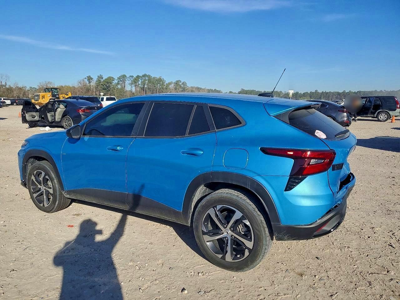 2025 Chevrolet Trax 1Rs - Фото 2