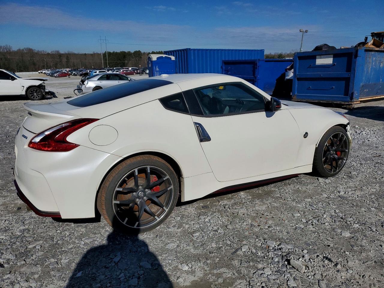 2018 Nissan 370Z Base - Image 3