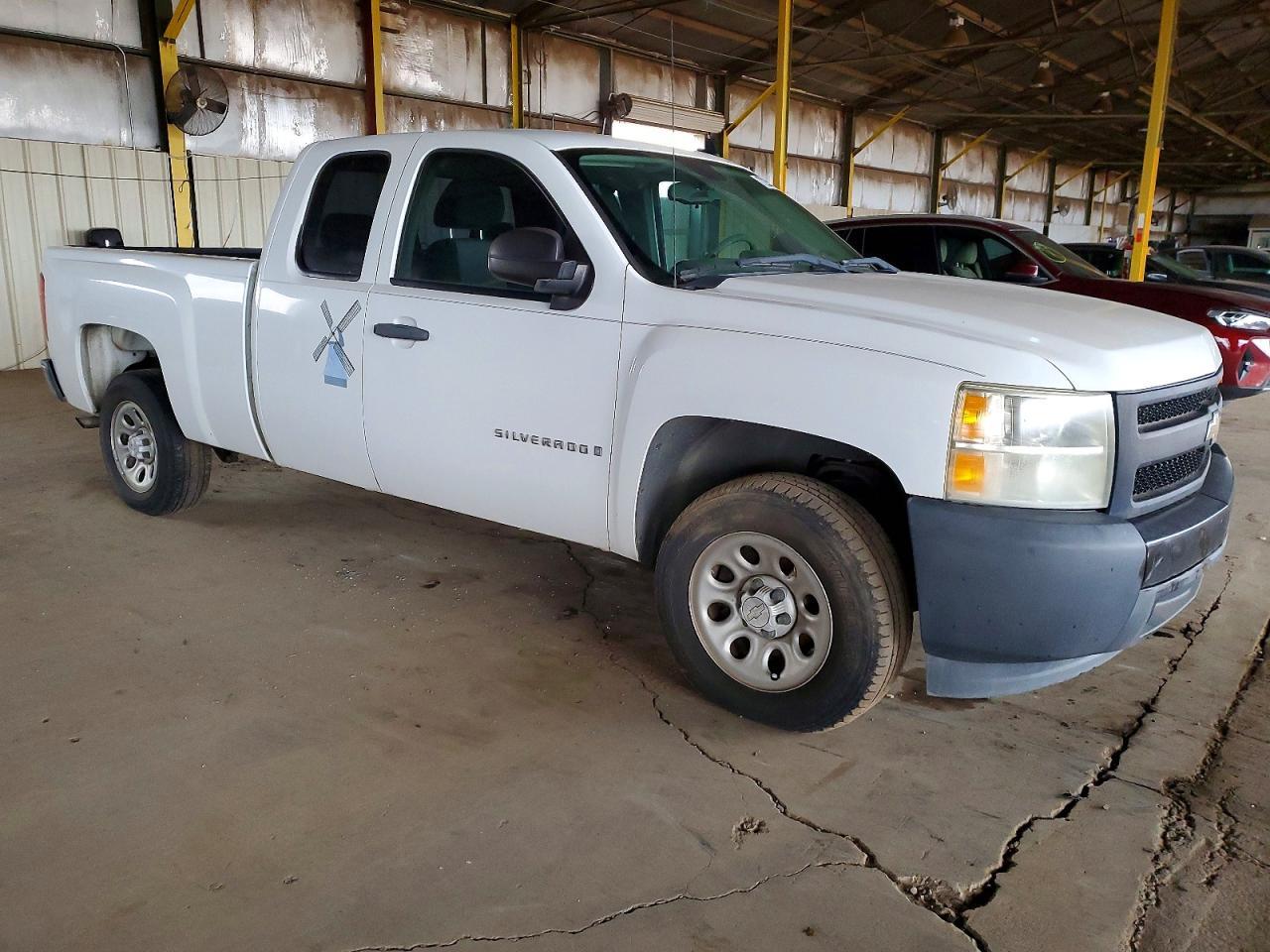 2008 Chevrolet Silverado C1500 - Image 4