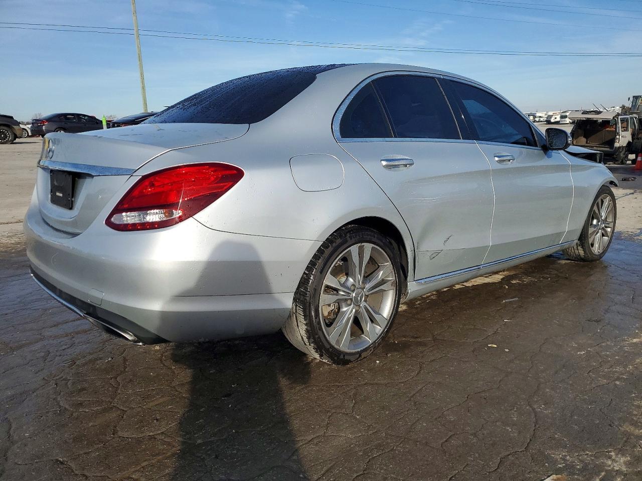 2017 Mercedes-Benz C 300 - Фото 3