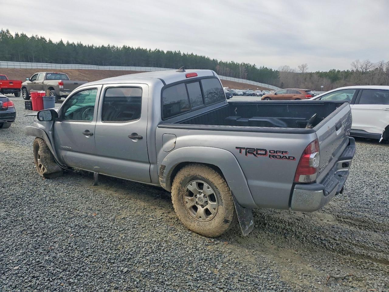 2014 Toyota Tacoma V6 - Фото 2