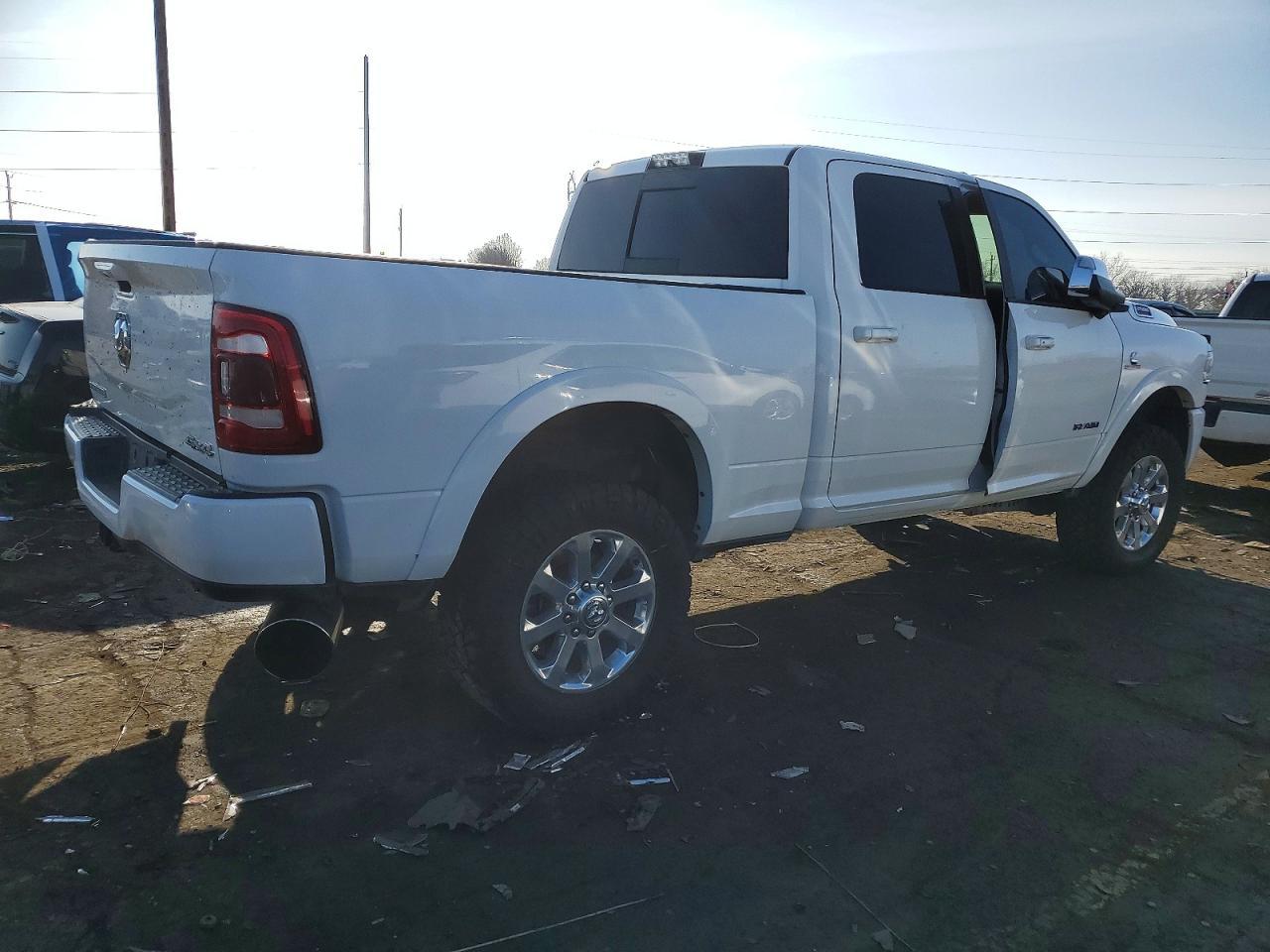 2019 Ram 2500 Laramie - Image 3