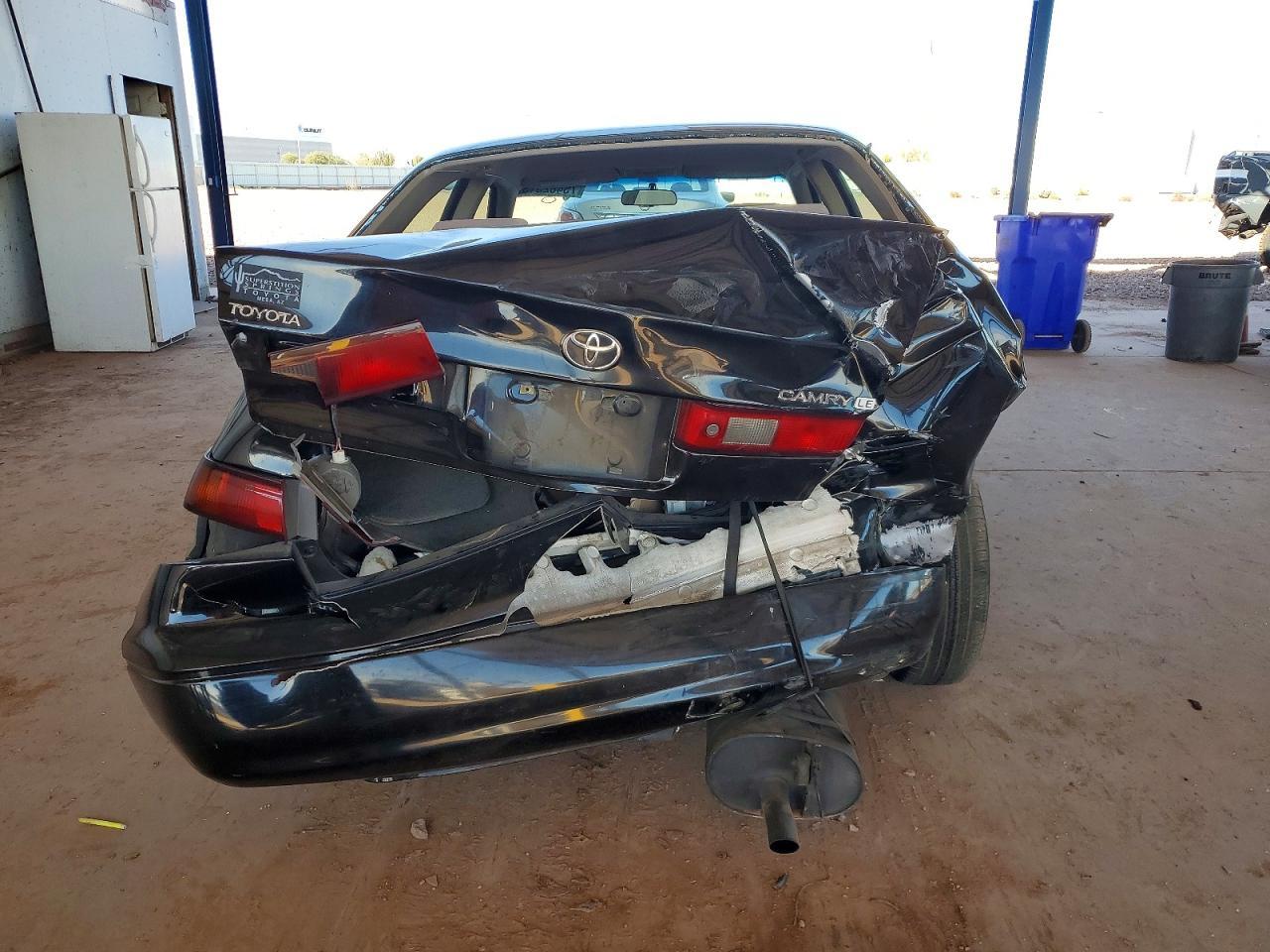 1999 Toyota Camry Le - Image 6