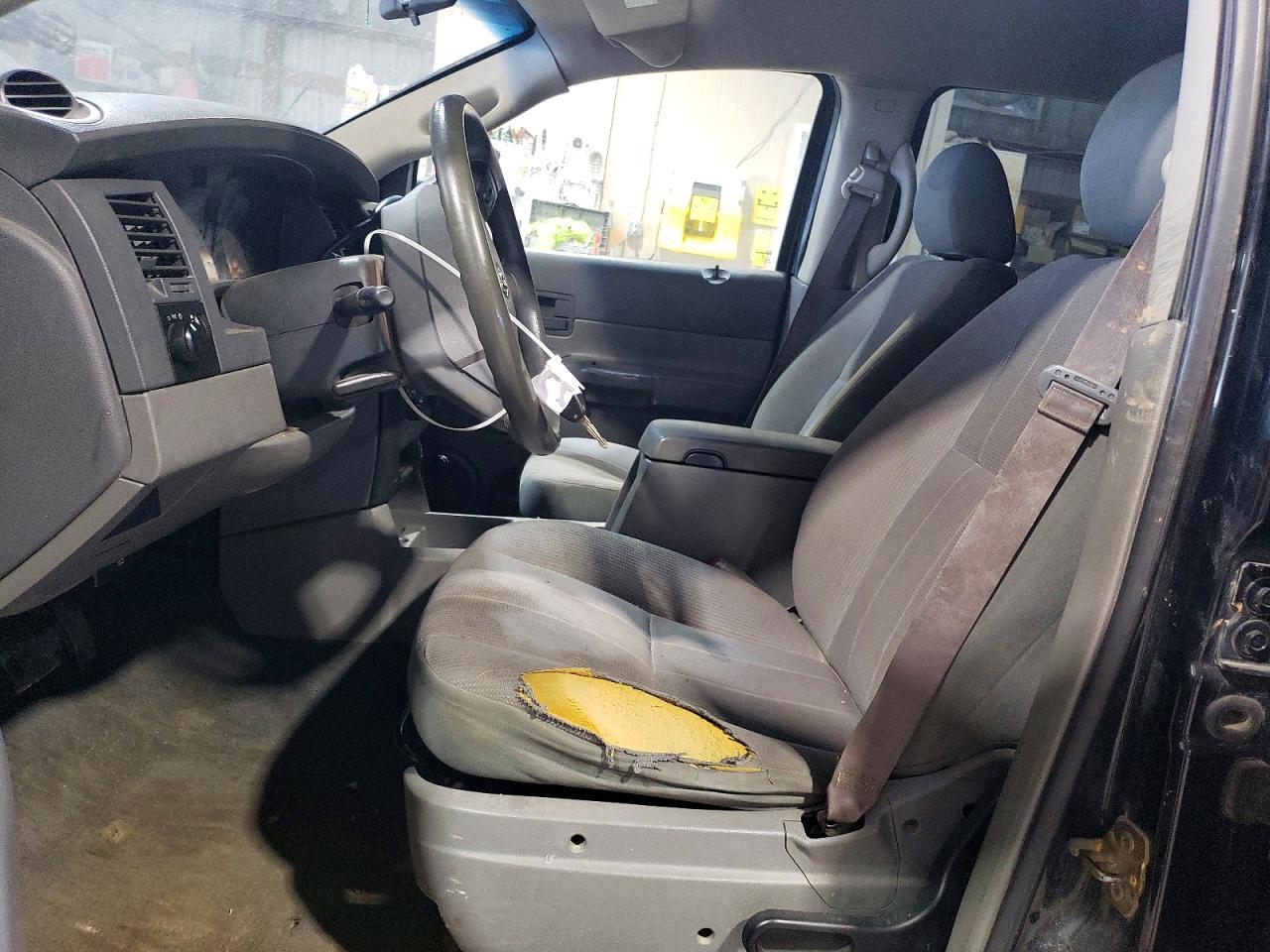 2004 Dodge Durango St - Image 7