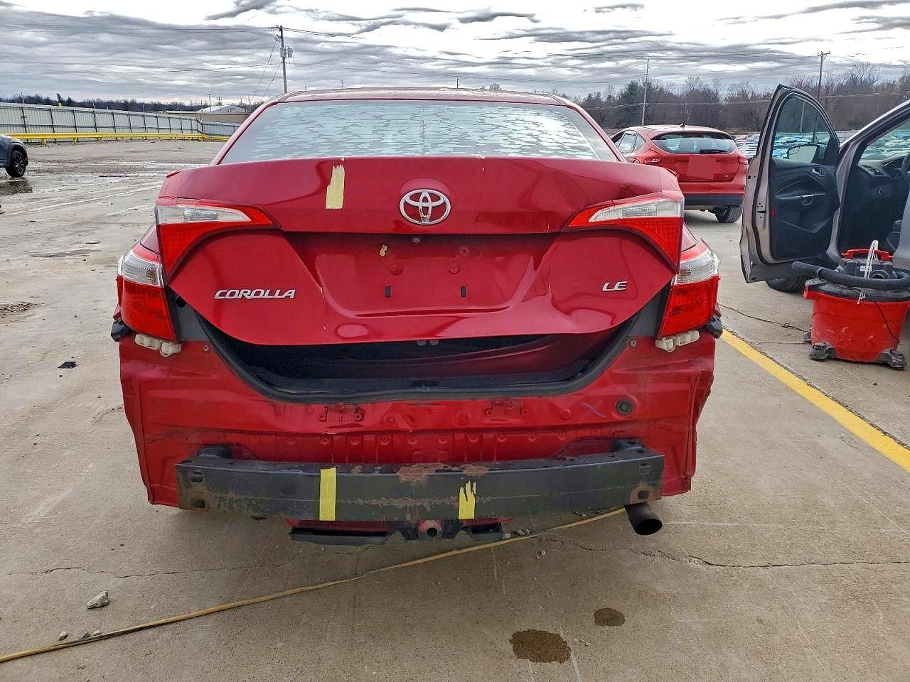 2015 Toyota Corolla Le - Фото 6