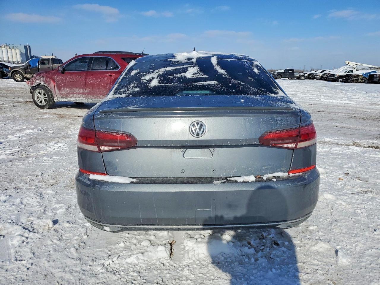 2021 Volkswagen Passat Se - Image 6