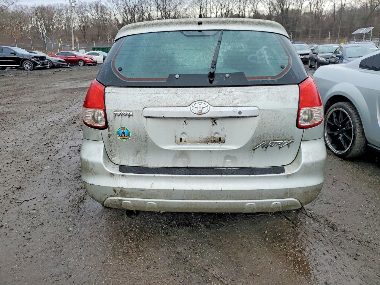 2004 Toyota Corolla Matrix Xr - Фото 6