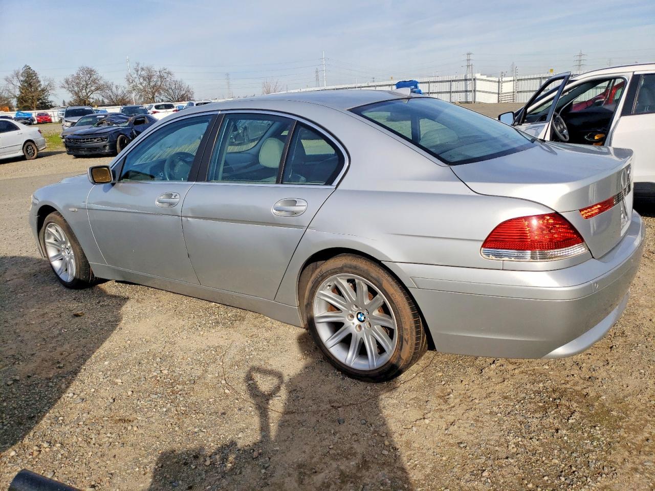 2002 BMW 745 I - Image 2