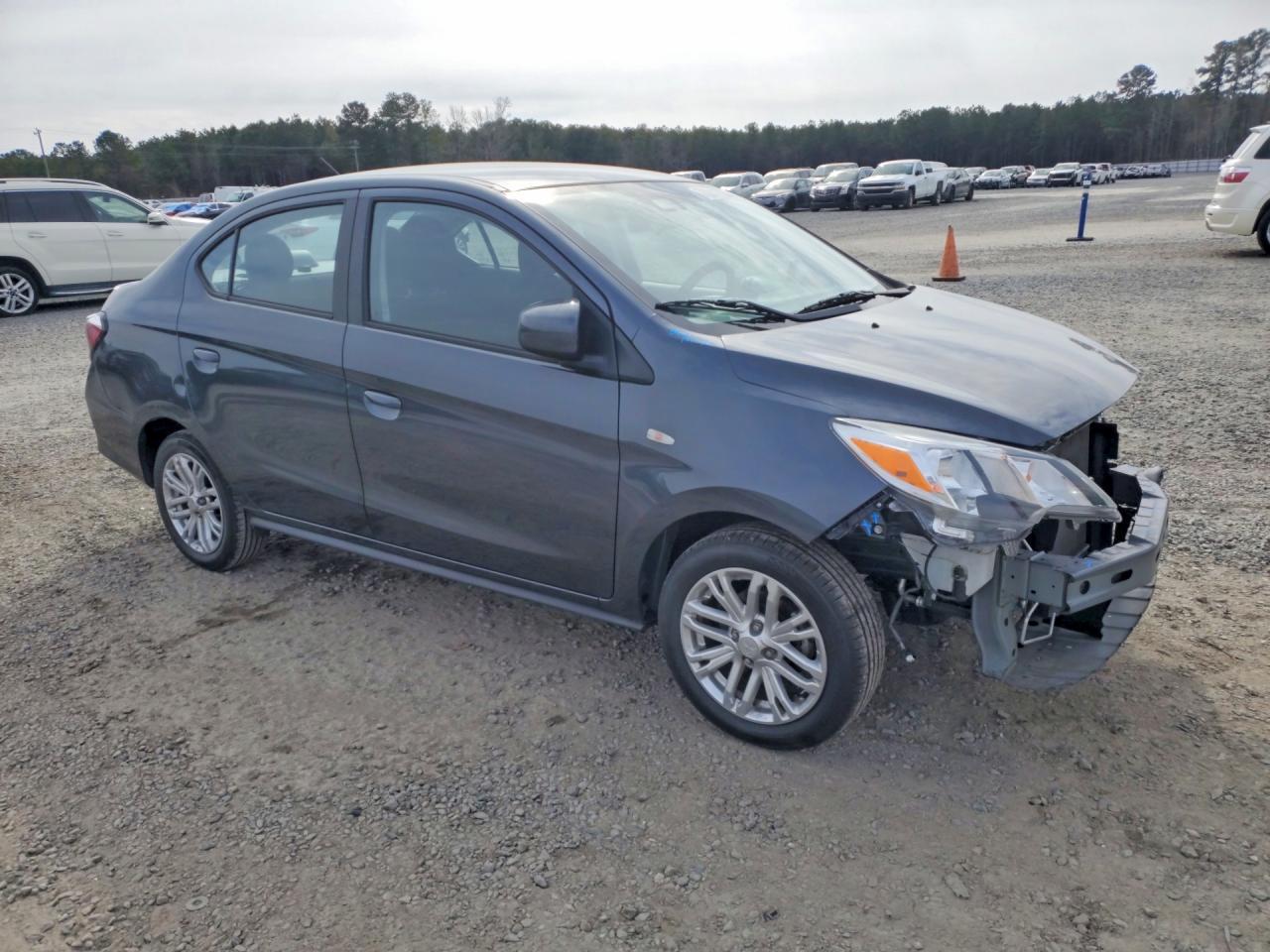 2024 Mitsubishi Mirage G4 Es - Image 4
