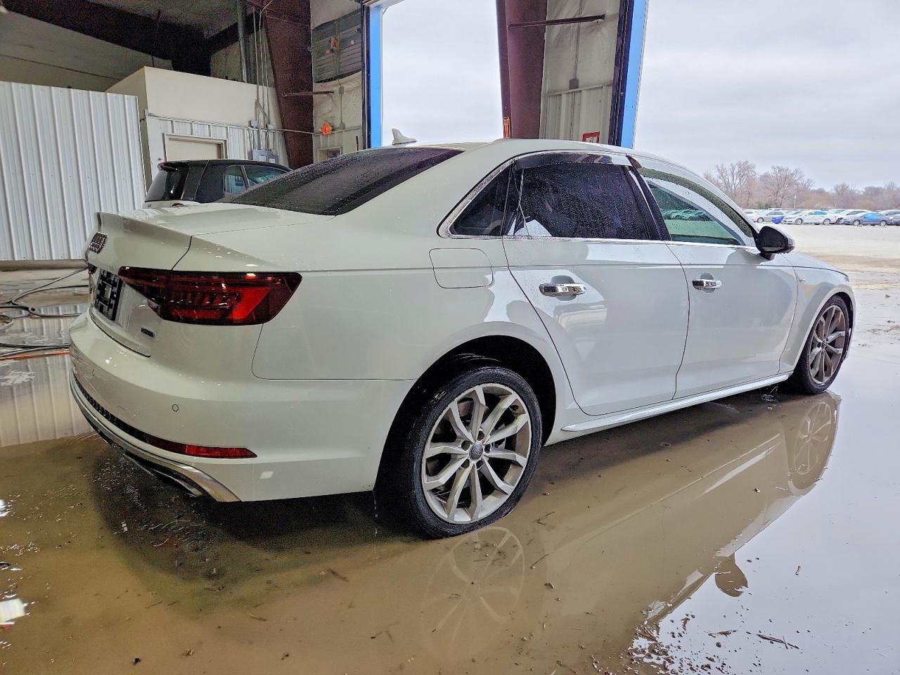 2019 Audi A4 Prestige - Фото 3