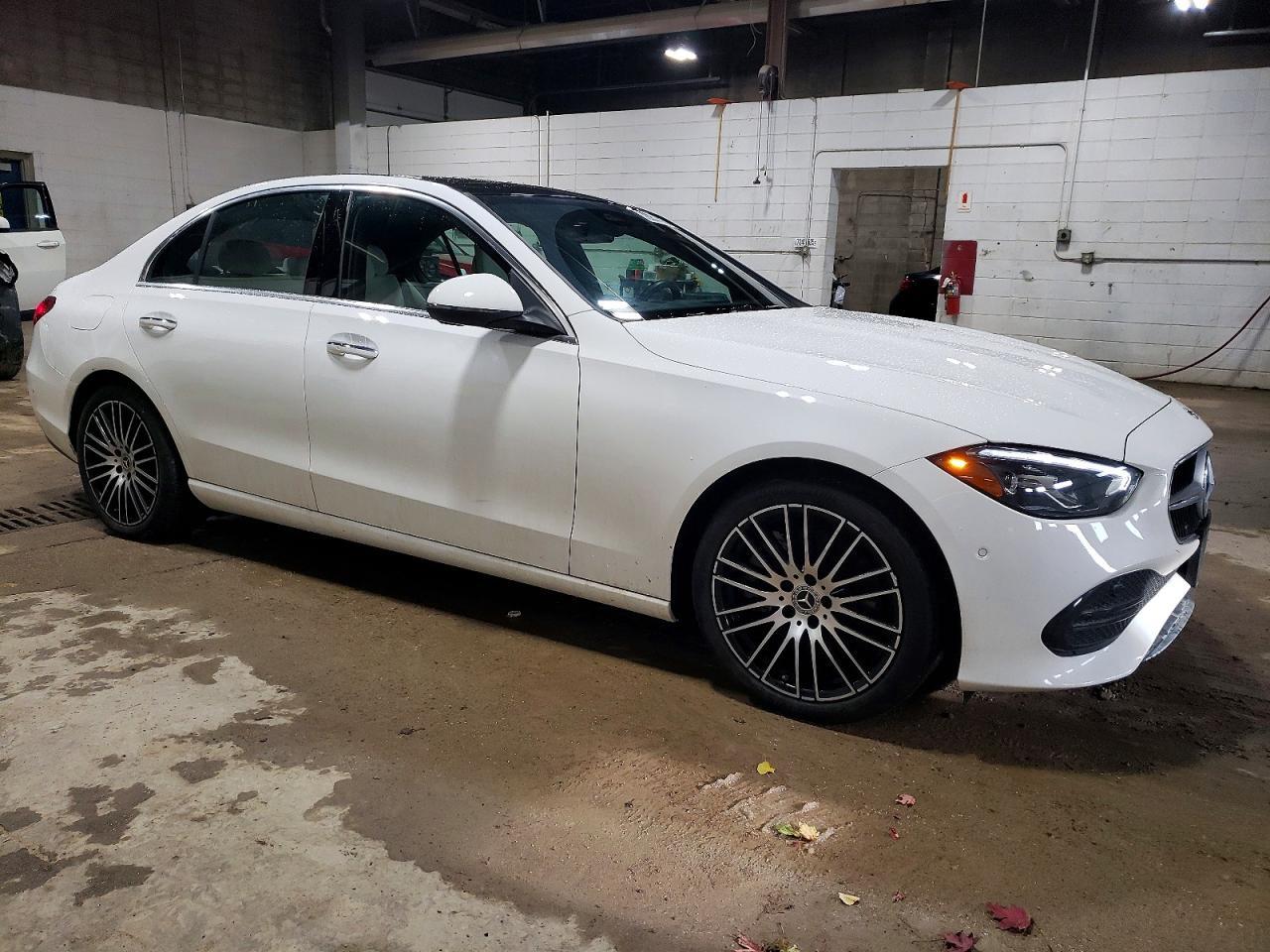 2024 Mercedes-Benz C 300 4Matic - Фото 4