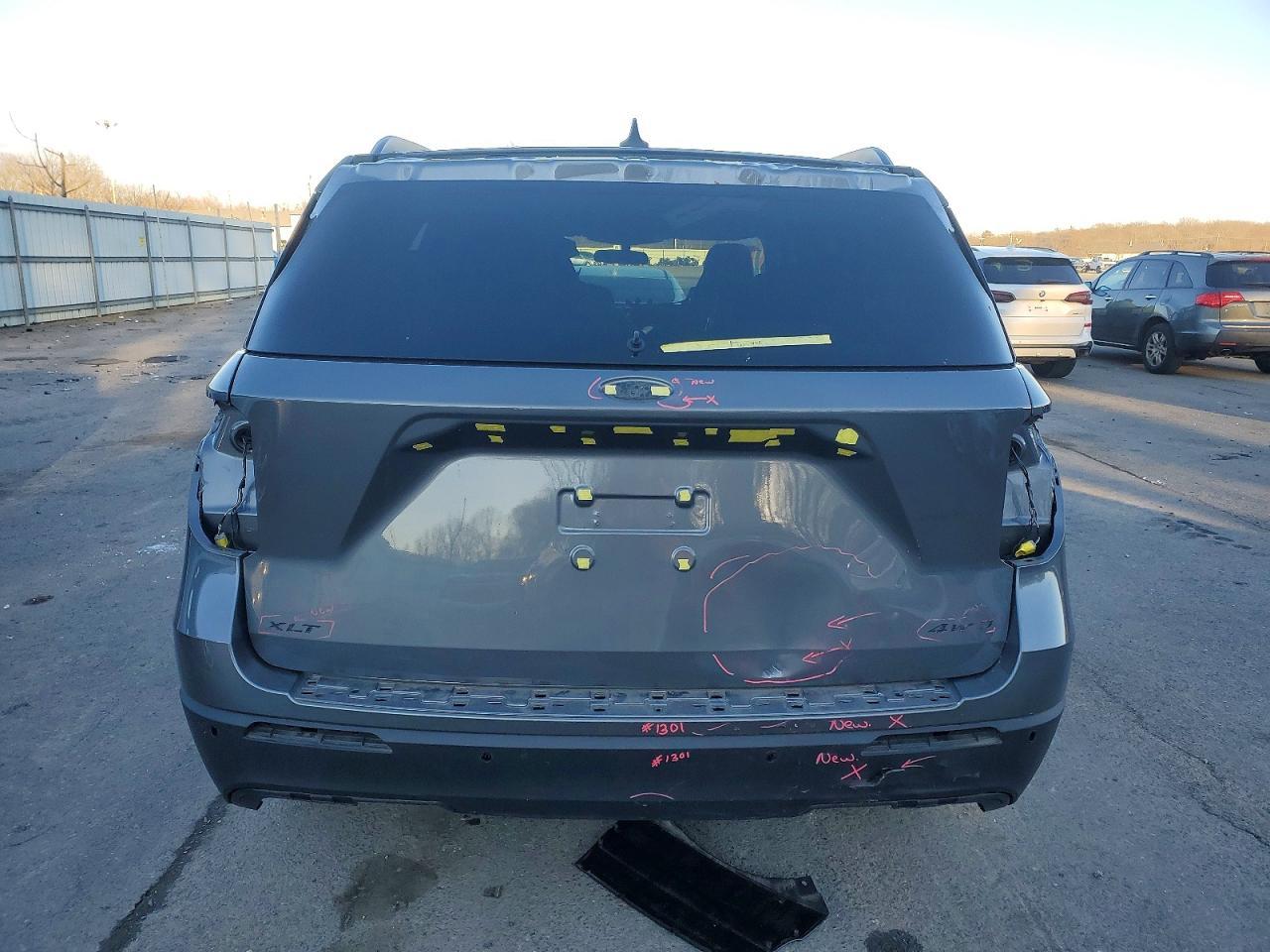 2024 Ford Explorer Xlt - Фото 6