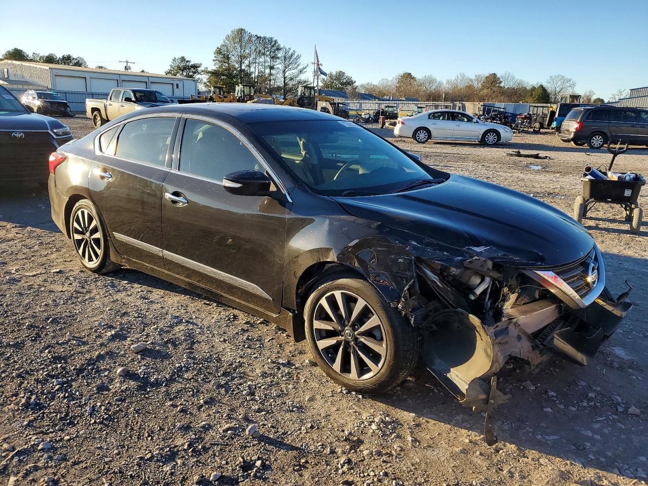 2016 Nissan Altima 2.5 - Image 4