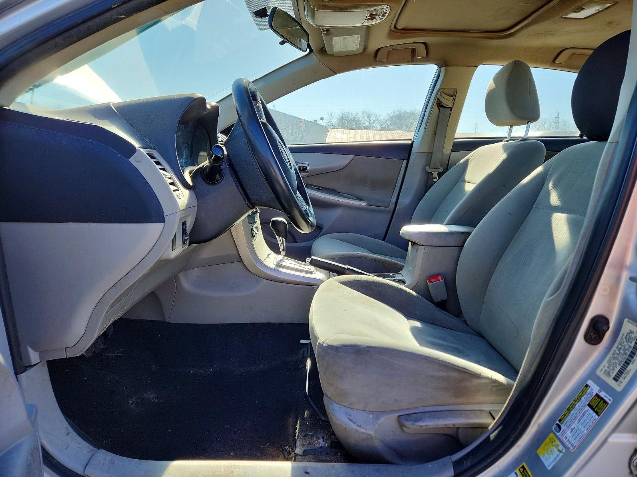 2013 Toyota Corolla Base - Фото 7