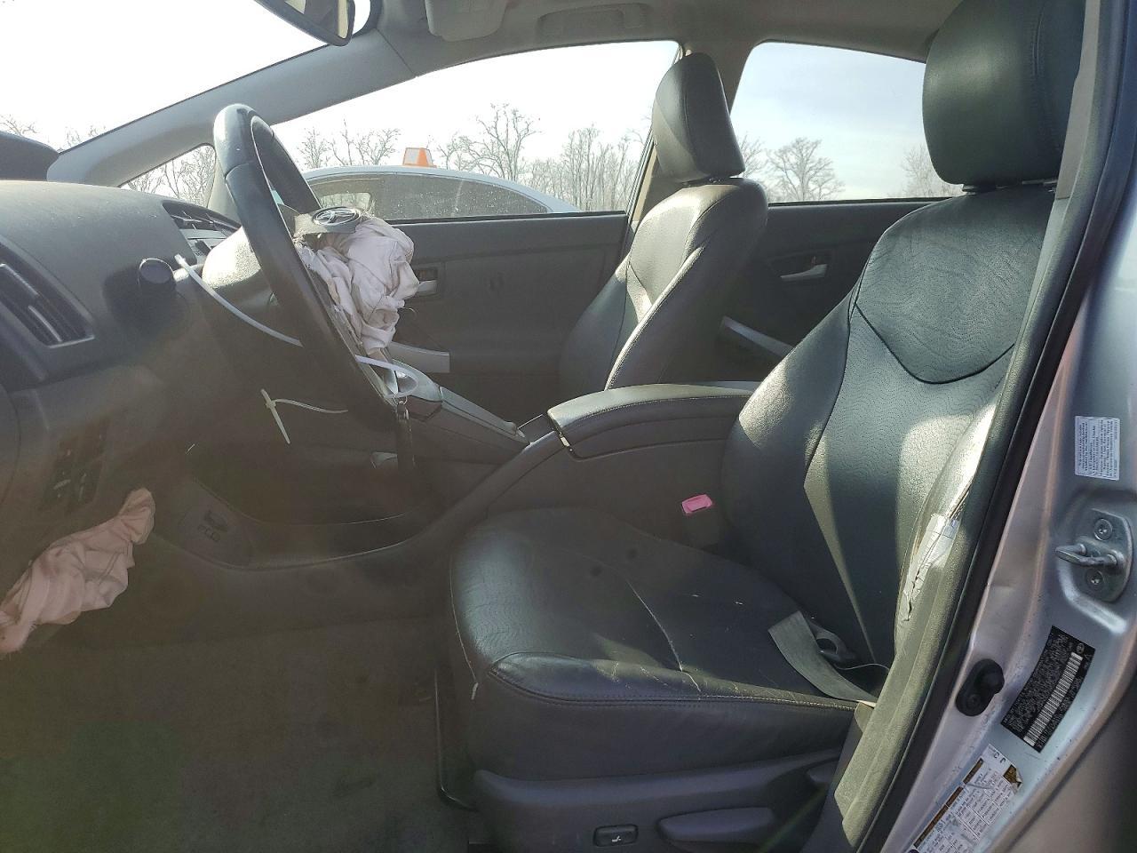 2011 Toyota Prius - Фото 7