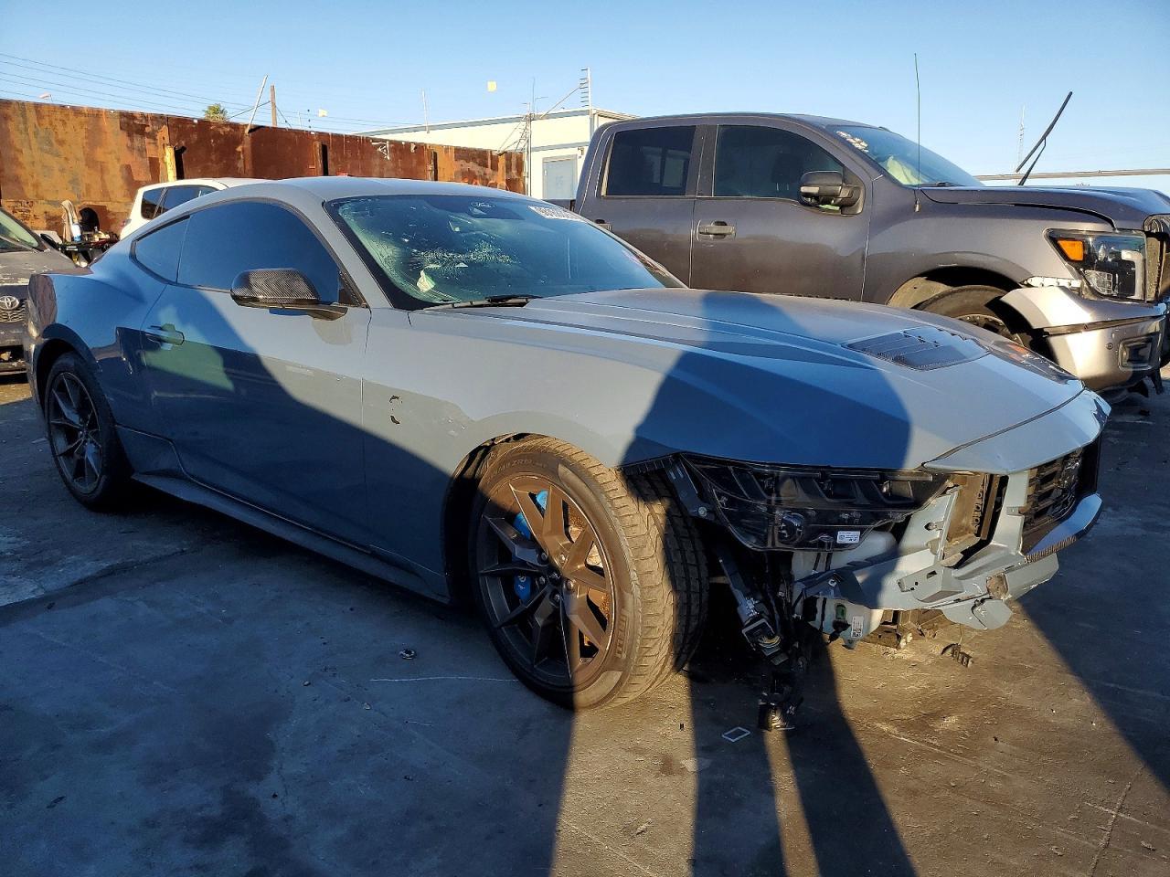 2024 Ford Mustang Dark Horse - Фото 4